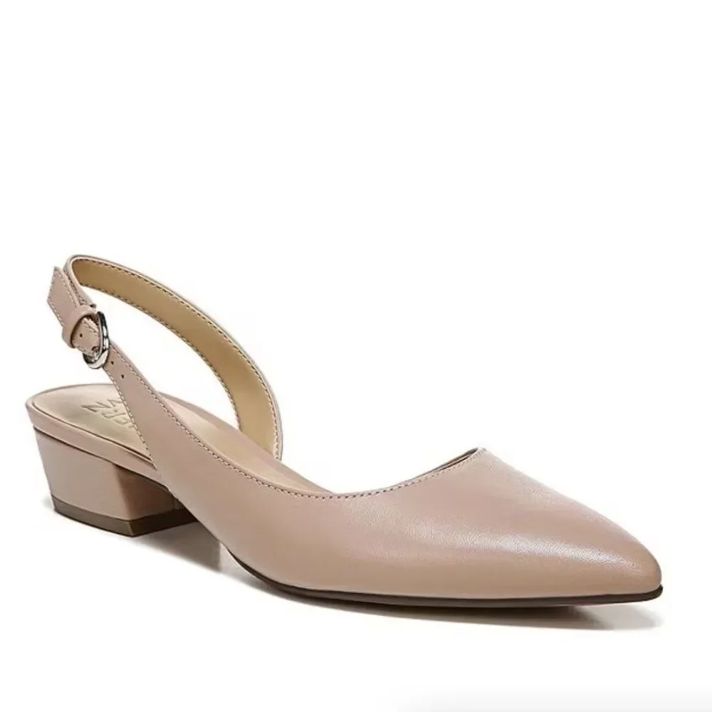NATURALIZER BANKS POINTED TOE FLAT